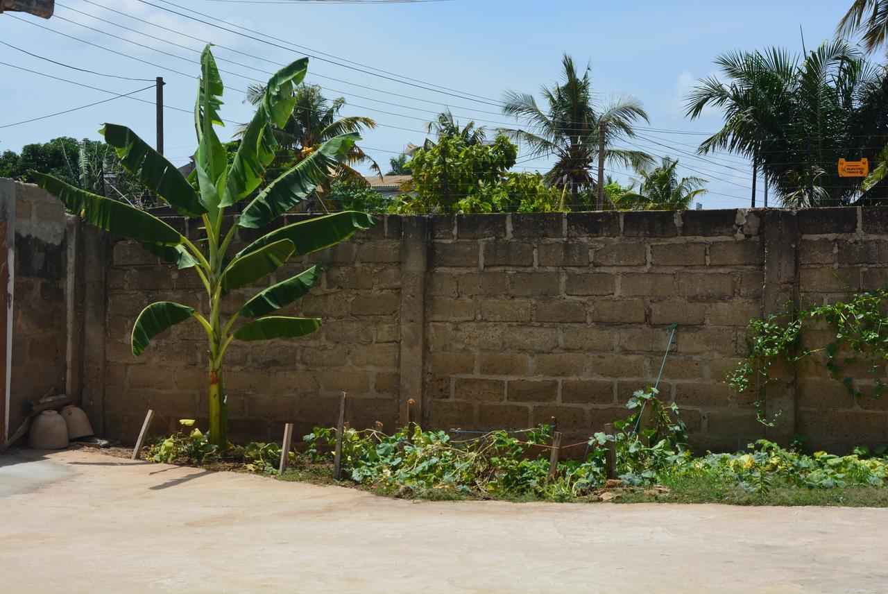 The Accra Backpackers Hostel Exterior photo