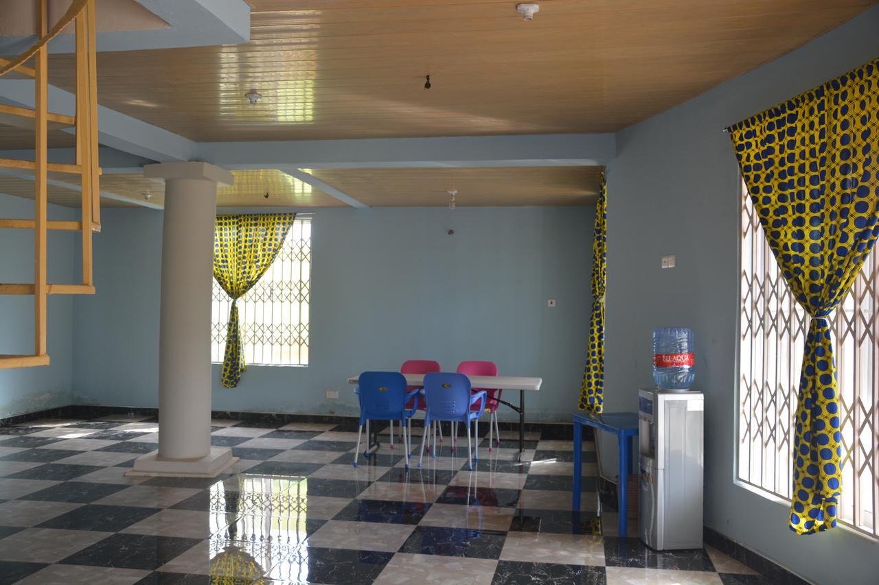 The Accra Backpackers Hostel Exterior photo