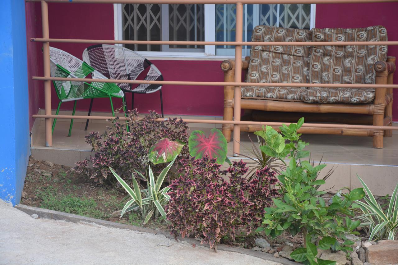 The Accra Backpackers Hostel Exterior photo